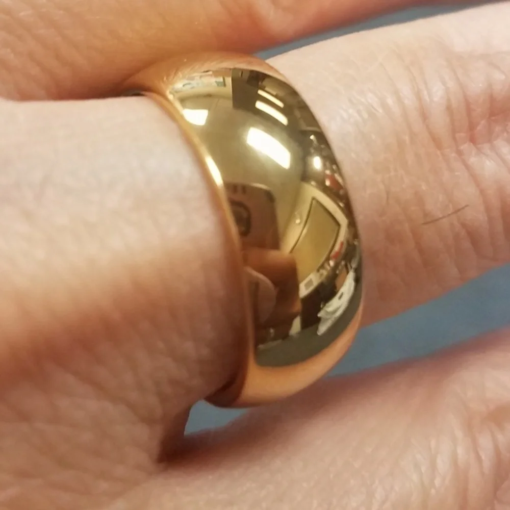 NEW 14K Gold Plated 8mm Wedding Ring Over Stainless Steel Men Women Unisex